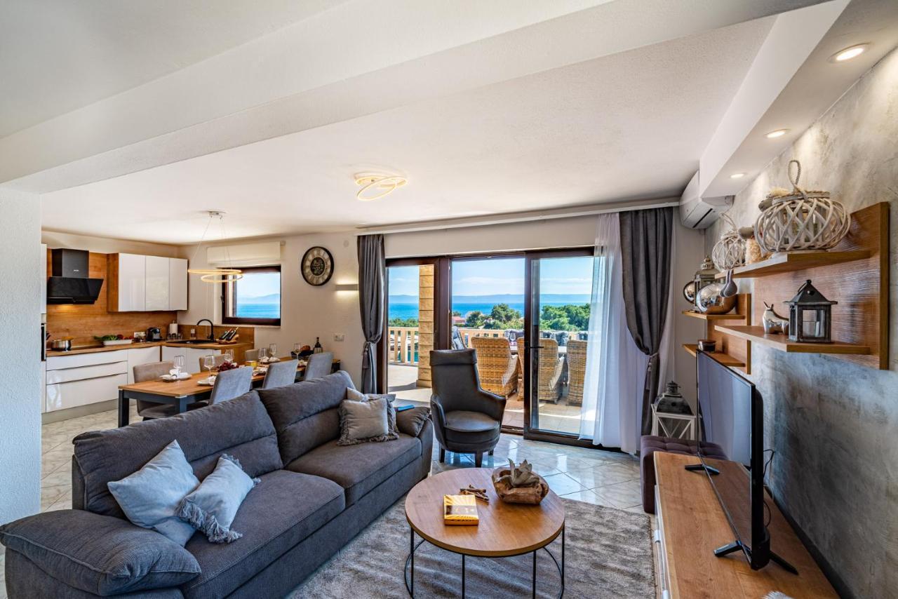 Villa Kadena - Luxury Seaside Villa With Private Heated Pool Selca  Exterior foto