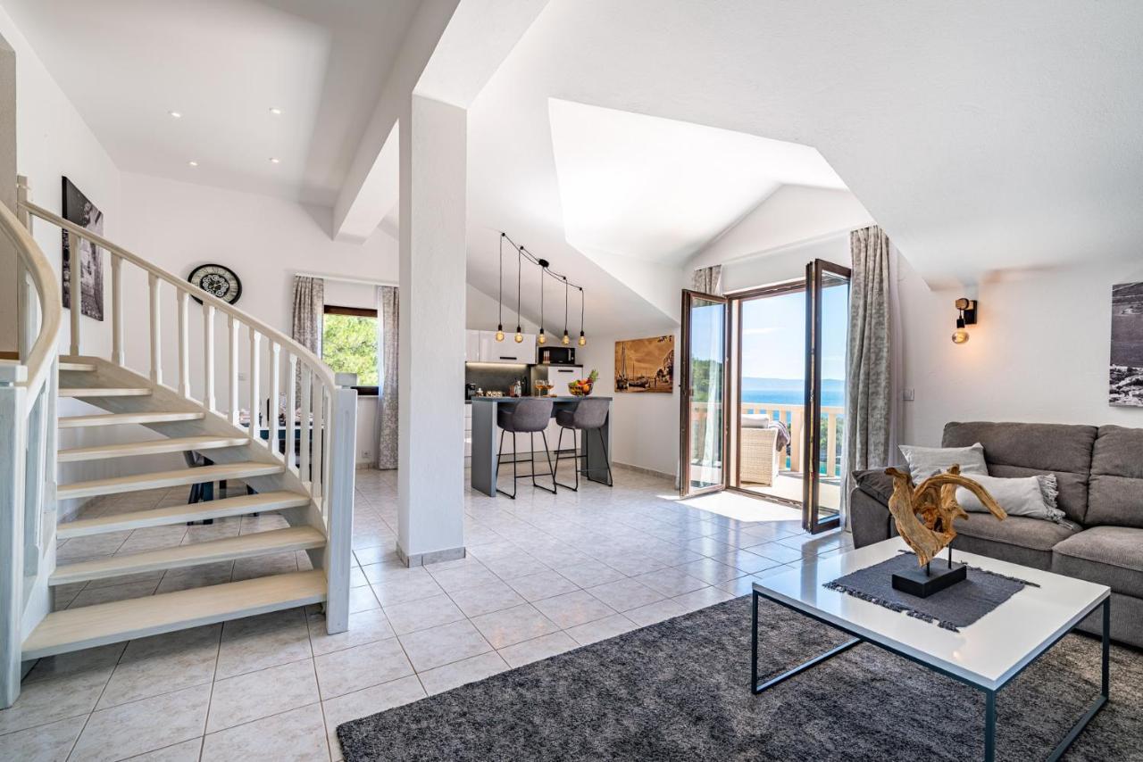 Villa Kadena - Luxury Seaside Villa With Private Heated Pool Selca  Exterior foto